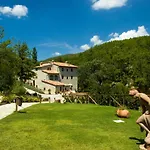Le Pozze Di Lecchi Hotell 4*