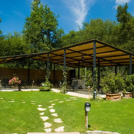 Le Pozze Di Lecchi Otel