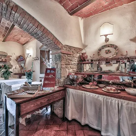 Le Pozze Di Lecchi Hotel 4*